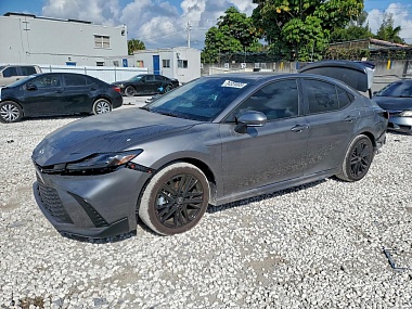 Toyota Camry XSE 2025