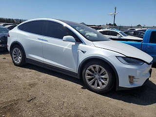 TESLA MODEL X 2018