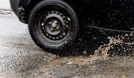 Поймал яму? Что произойдет с твоей машиной после удара