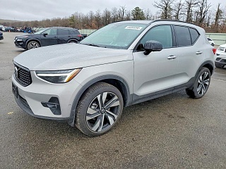 VOLVO XC40 ULTRA 2024