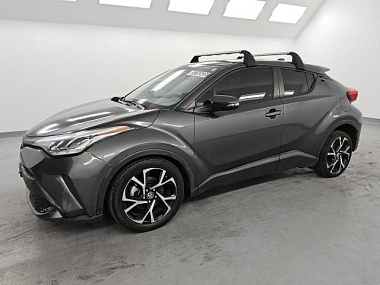 TOYOTA C-HR XLE 2021